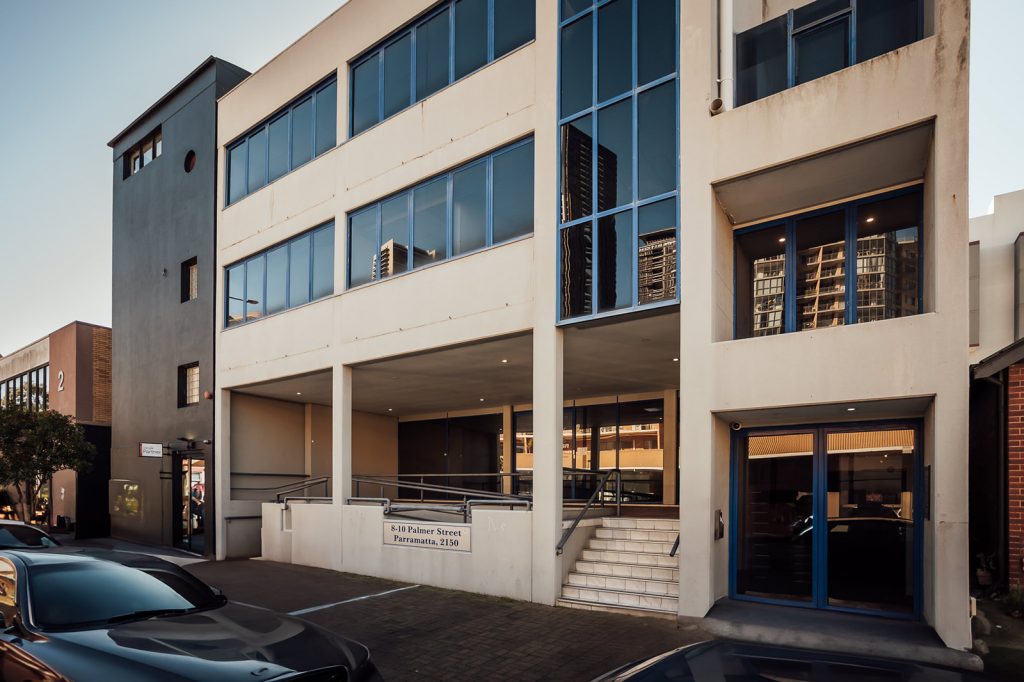 The outside of the SAMSN office building.